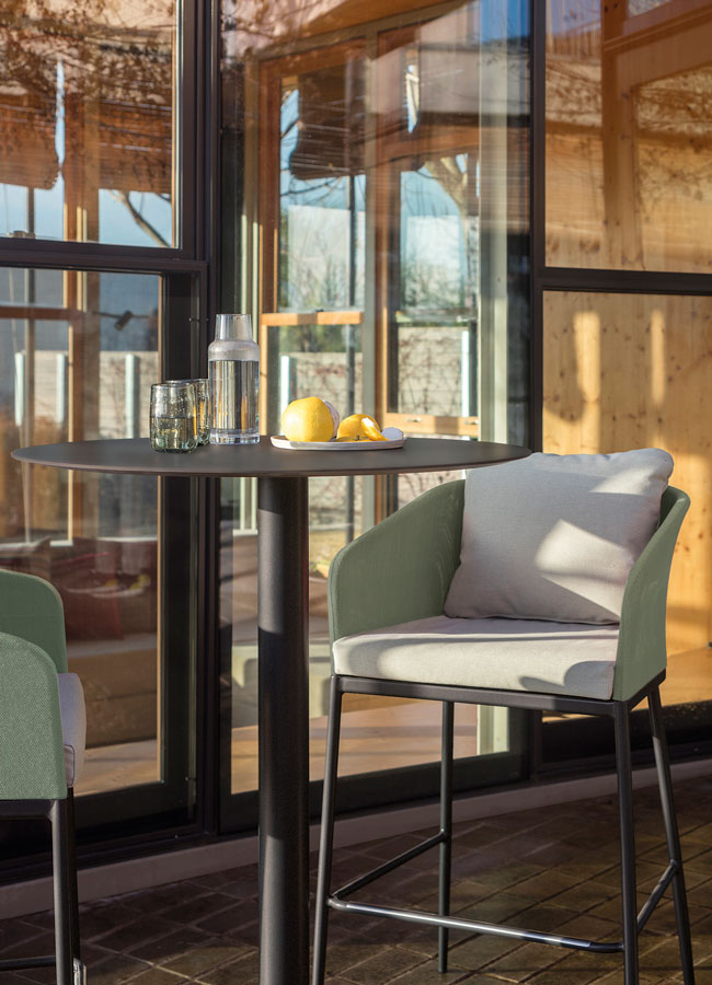 tables - pied de table haute flamingo tables - pied de table haute flamingo